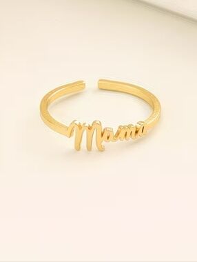 Cute Gold Tone Adjustable Mama Ring
